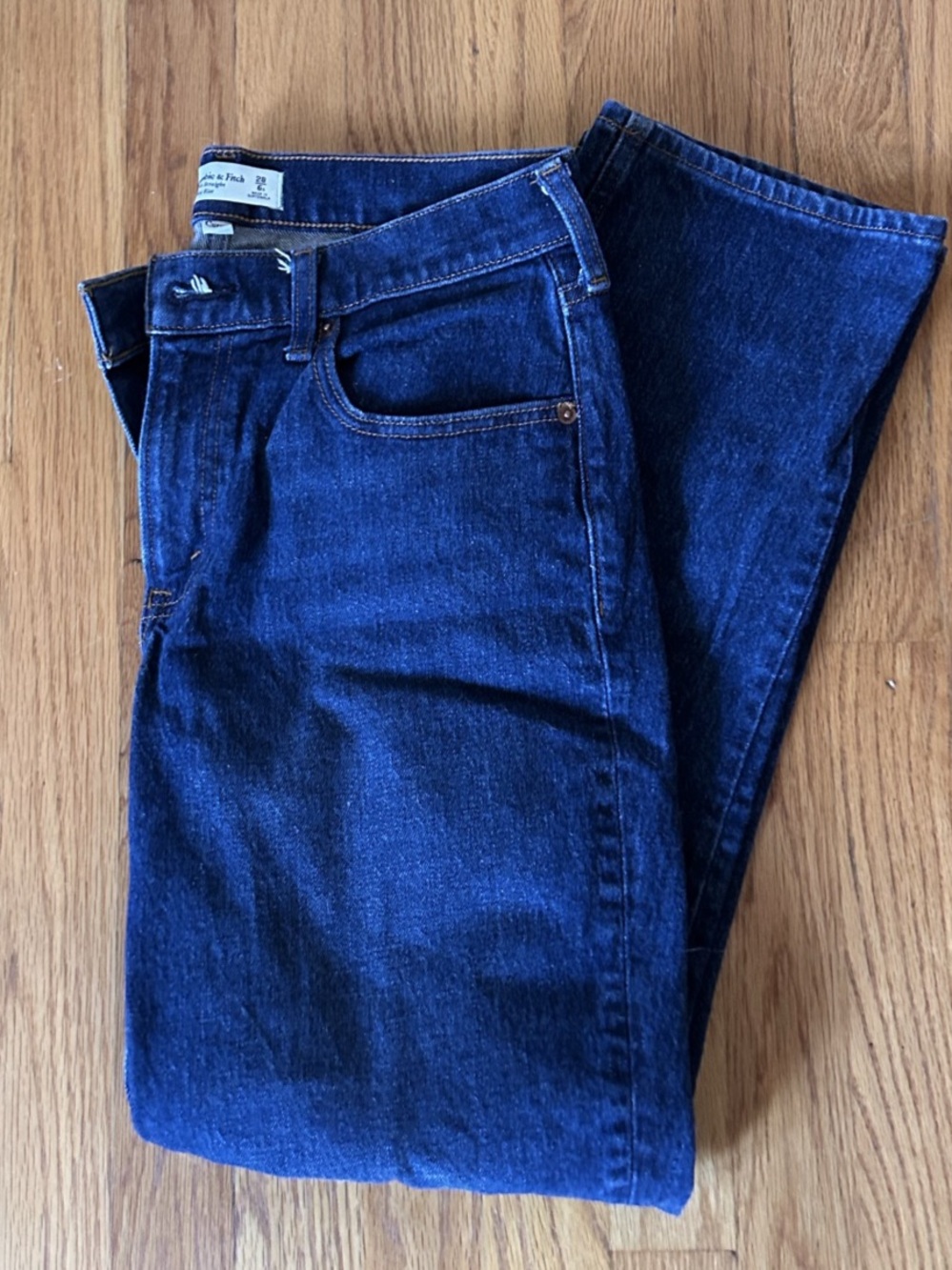 Abercrombie & Fitch The '90s Straight Mid Rise Curve Love Jeans Waist 28 Blue